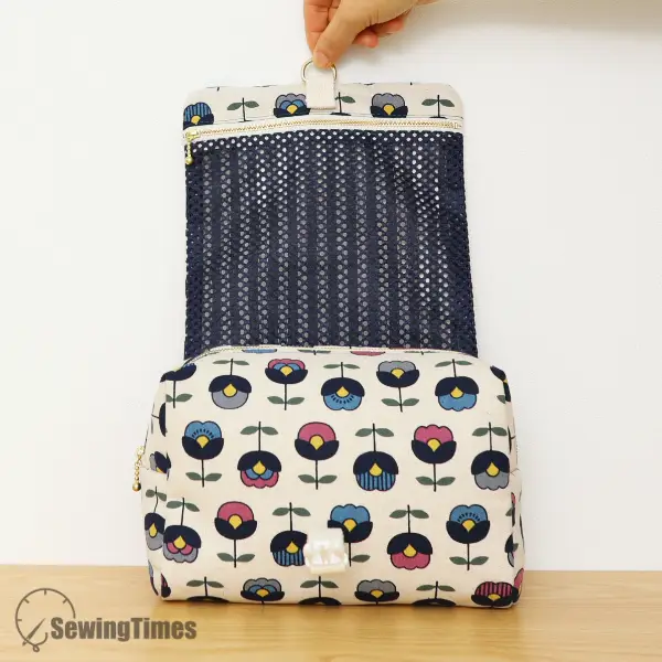 ST11842_HangingCosmeticBag_06 Hanging Cosmetic Bag PDF Sewing Pattern ST11842